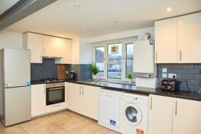 Marvelous house min to Stratford